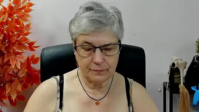 Freechat IrisDream on StripChat
