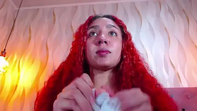 Freechat IsabelaLatina on StripChat