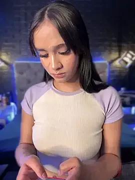 Isabella-Teen — Take off my shirt