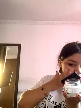Isabella_Gold — Freechat on StripChat