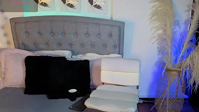 Isabella_lt — Freechat on StripChat