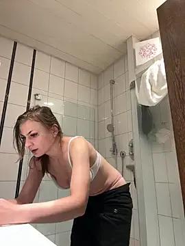 Freechat IsabellaEtha on StripChat