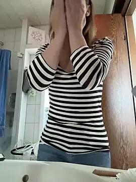 Freechat IsabellaEtha on StripChat