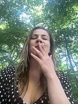 Freechat IsabellaEtha on StripChat