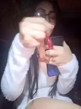 Freechat Isabellitasexi38 on StripChat