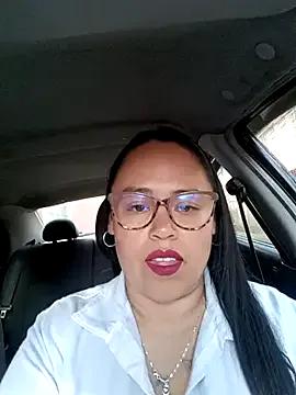 StripChat Italia_12 is Freechat Italia_12 — Off dress in car