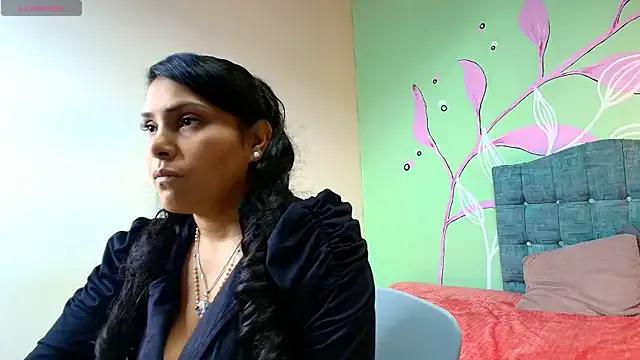 Ivi_Rose__ — CONTROL DOMI X3 + BOOBS SHOW ON OIL