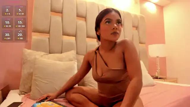 ivvymoonn — dance naked