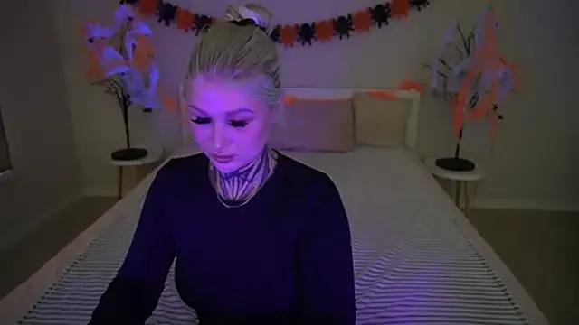 StripChat IvyLaurent is Freechat IvyLaurent — More tokens - less clothes