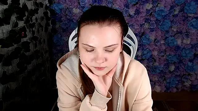 Freechat IxxiLiana on StripChat