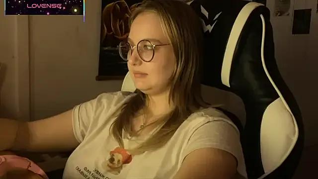 Freechat JacyWinslat on StripChat