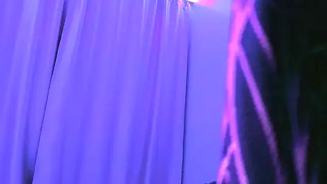 JanetShy — red ass