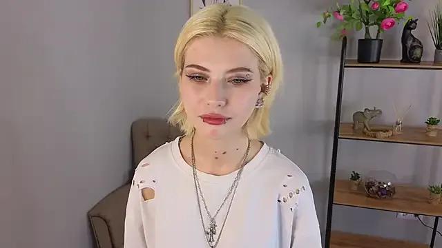 Jasmi_Yets — touch my lips