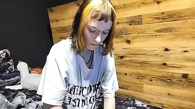 JenaeRadloff — lick finger close to camera :D