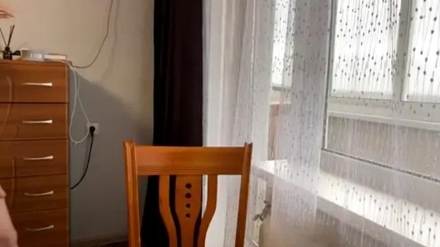 JenevaRuppel — air kiss