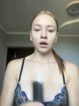 JennaOluretn on StripChat 