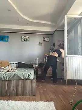 JennaOluretn on StripChat 