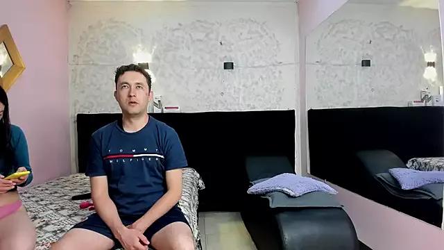 JeremmyAndStacy on StripChat 