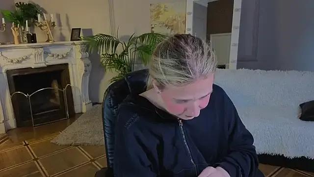 Jes_Solar — Welcome start and squeez a tits