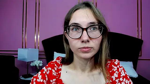 JessieJuss — full naked for 10 second