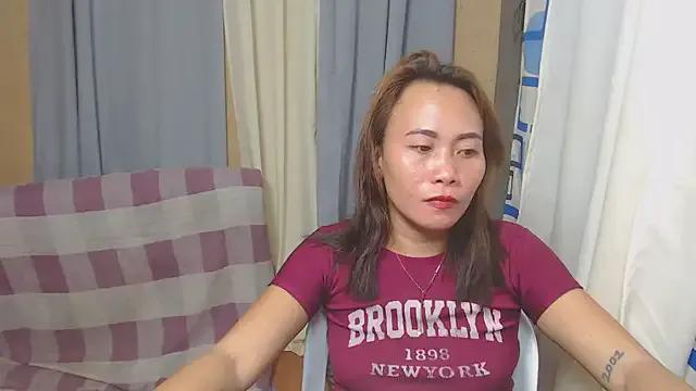 Freechat joanpetite on StripChat