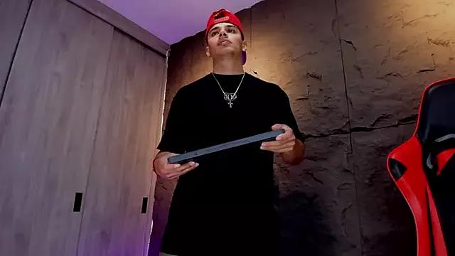Freechat joseph_boy on StripChat