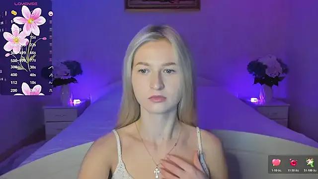 StripChat Julie_Blaze is Freechat Julie_Blaze — Love come true