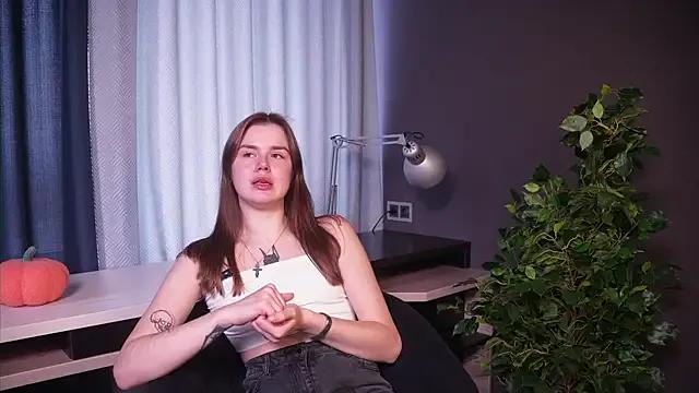 StripChat JulienneHauptman is Freechat JulienneHauptman — air kiss