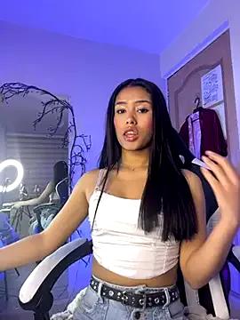 Julieta_Mendez — Freechat on StripChat