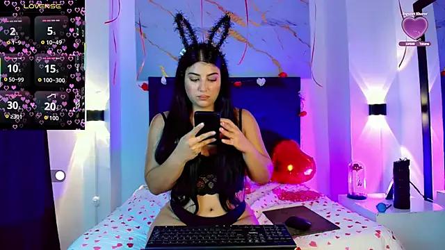 julietha_Evanss — put dildo in my pussy 