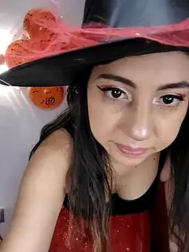 StripChat julietta_maxi is Freechat julietta_maxi — Ride dildo and fuck pussy