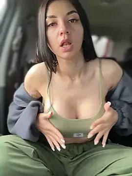 JulliaVegas on StripChat 