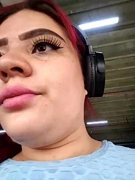 Jullieetta on StripChat 