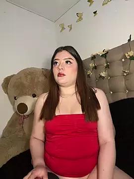 Jullieetta on StripChat 