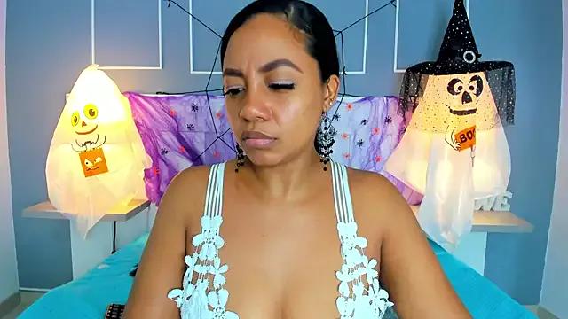Freechat Kamila-Kane on StripChat