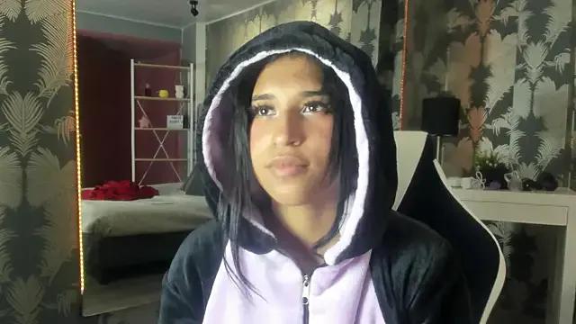 Freechat Karin_Ks on StripChat