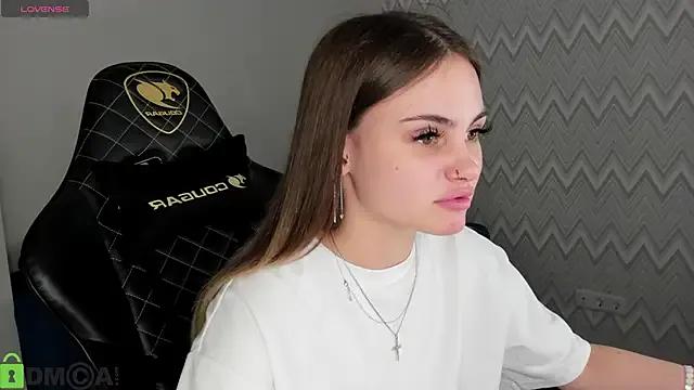 KarinaBroks — Topless
