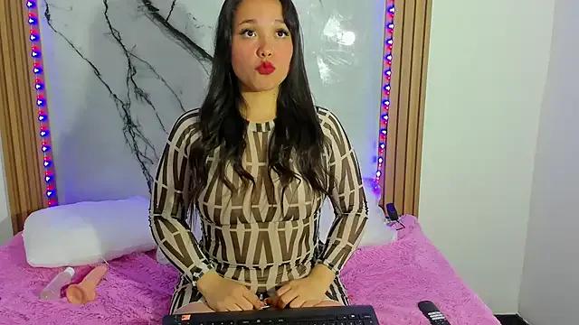 Karol_queen_hh — SHOW BOOBS