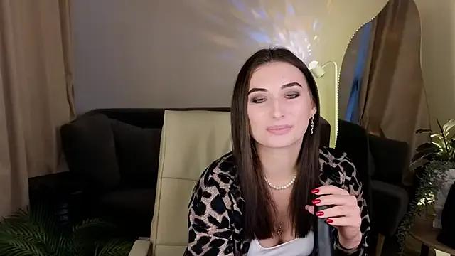 KateLusst — Lick lips