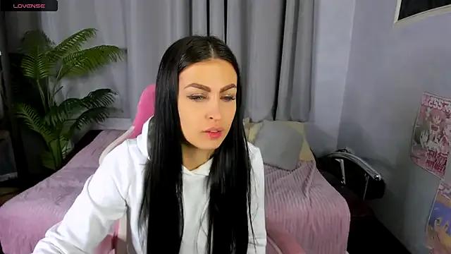 KatrinaBlaze — Close-up doggy pose + shake that ass 
