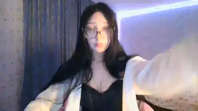 StripChat KeicyKlark is Freechat KeicyKlark — Doggy