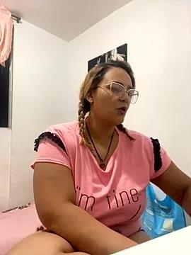 Freechat keirabbw on StripChat