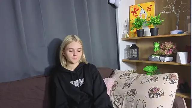 KelleDomin — Change my outfit