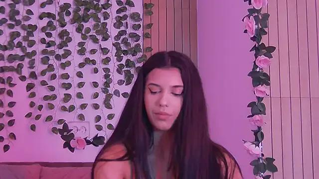 KendraSins — Freechat on StripChat