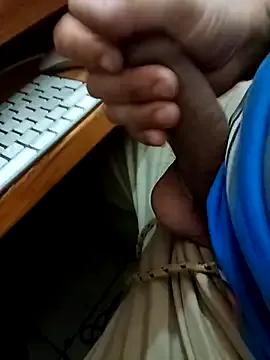 Kerrry_Caverga — cum + pants off