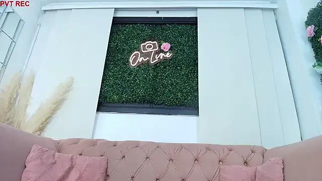 keyla_mejia — RUB MY ASSHOLE WITH MY LUSH