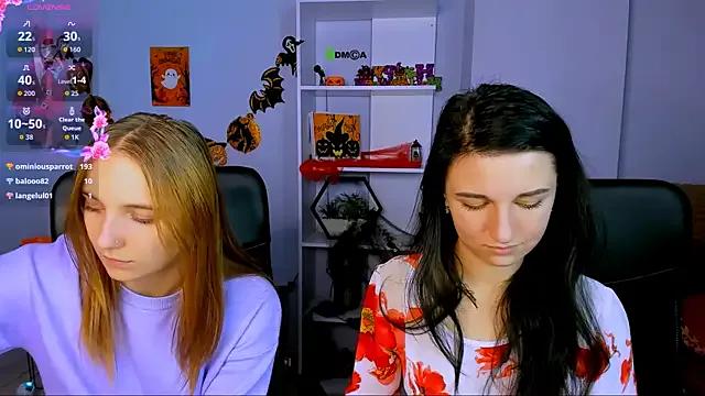 keylas_moan — kiss her neck