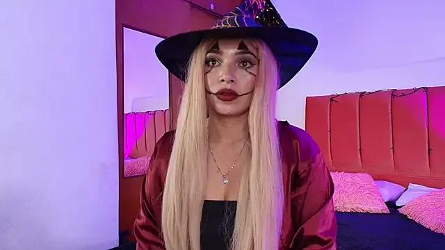 StripChat Kiaraa88 is Freechat Kiaraa88 — A magical blowjob