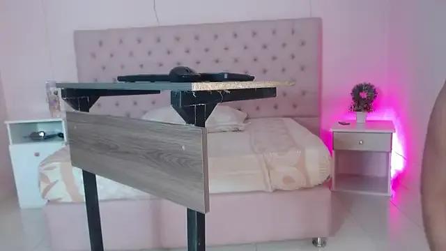 kiity_horny_ — Freechat on StripChat