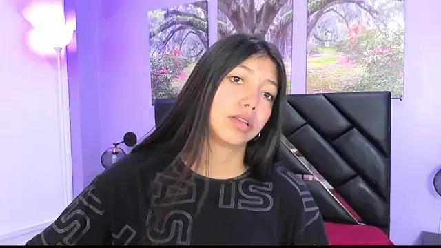 Freechat KimberlyVillaLobos on StripChat